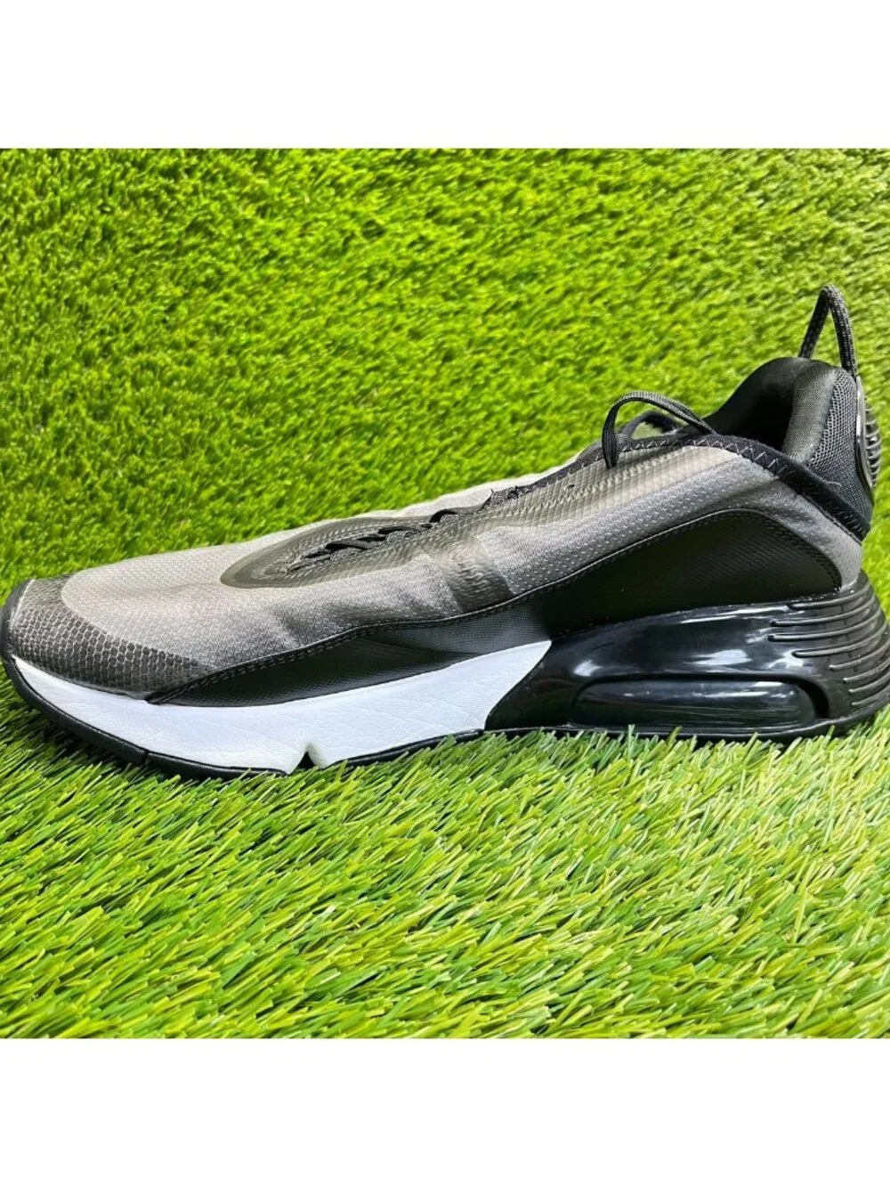 Nike Air Max 2090 Mens Size 11.5 Gray Black Athletic Running Shoes Sneakers